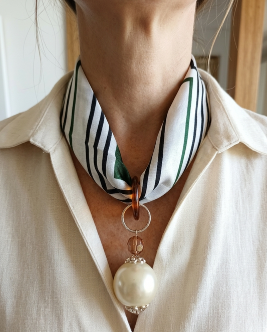 Collar Pañuelo y Perla